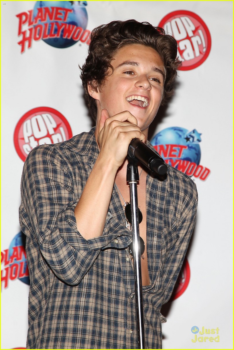 the vamps play planet hollywood nyc 12