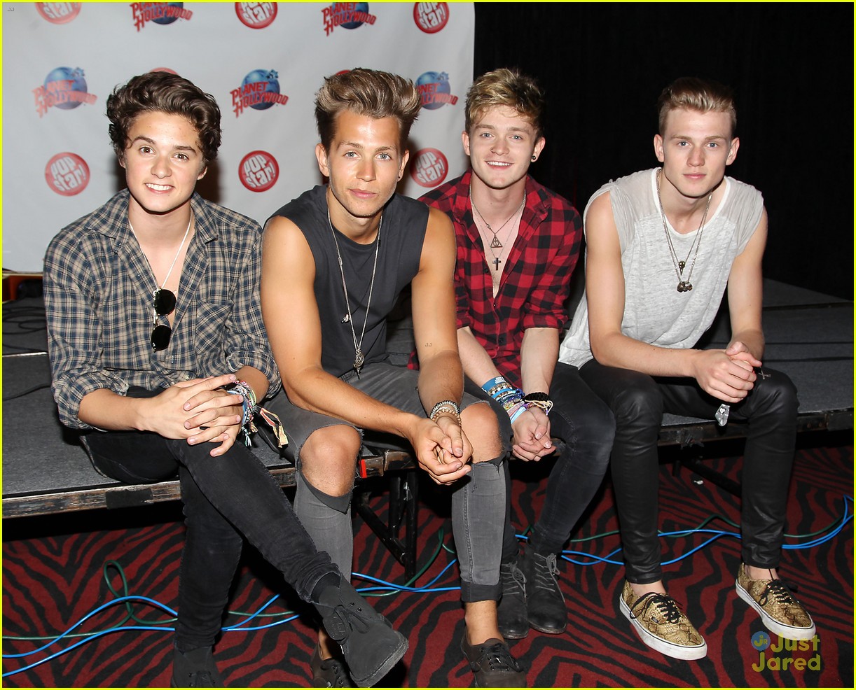the vamps play planet hollywood nyc 18