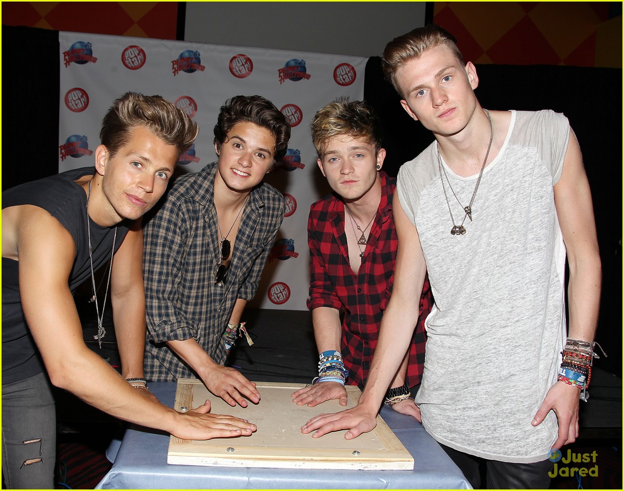 the vamps play planet hollywood nyc 24