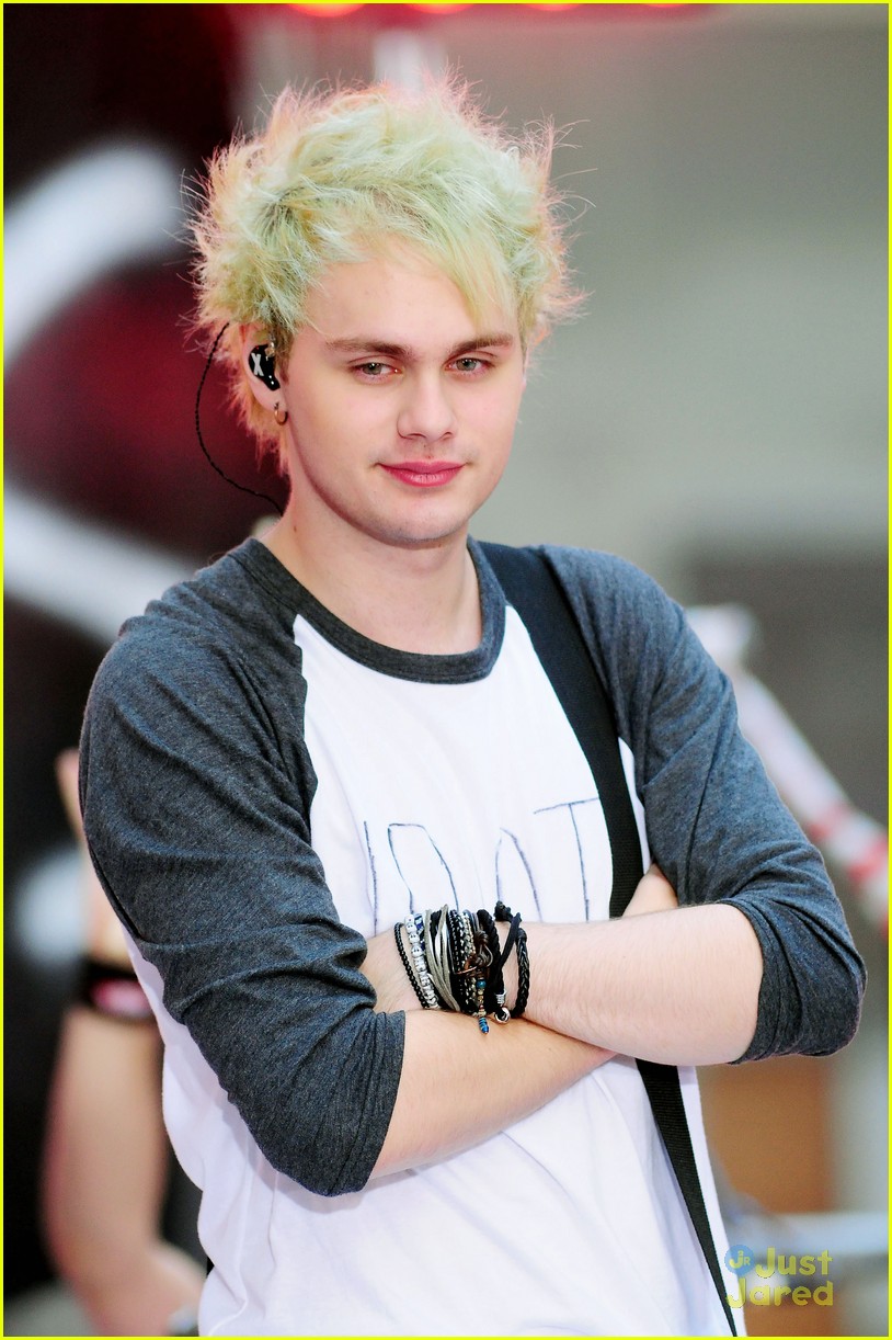 5 seconds of summer celeb crushes 12
