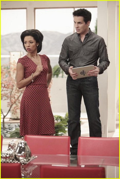 Ashley Argota Guest Stars on Tonight's 'Lab Rats' - See The Pics ...