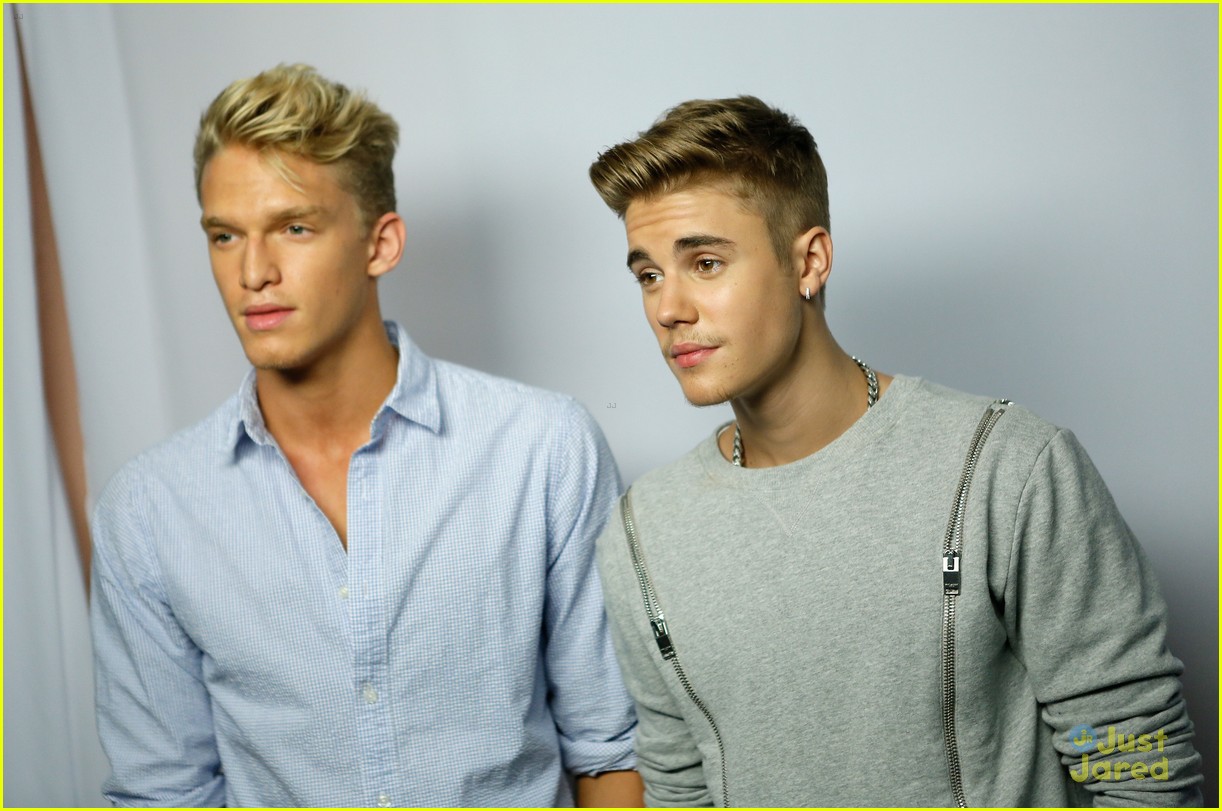 justin bieber cody simpson young hollywood awards 05