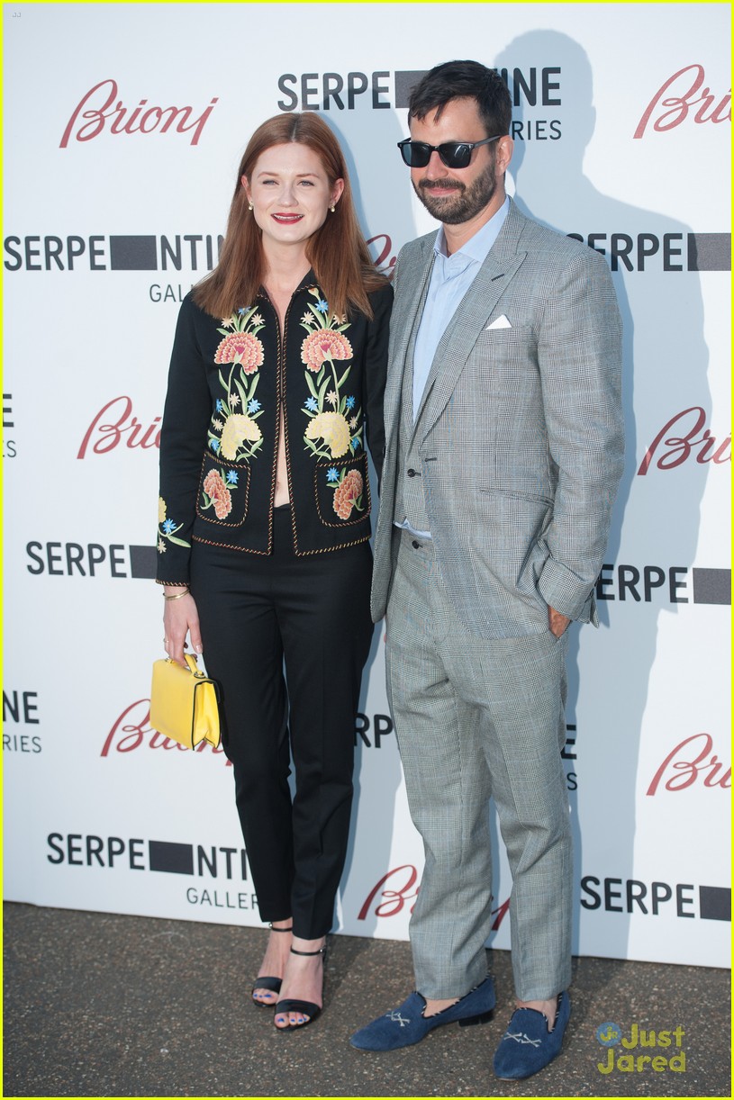 bonnie wright serpentine gallery party 05