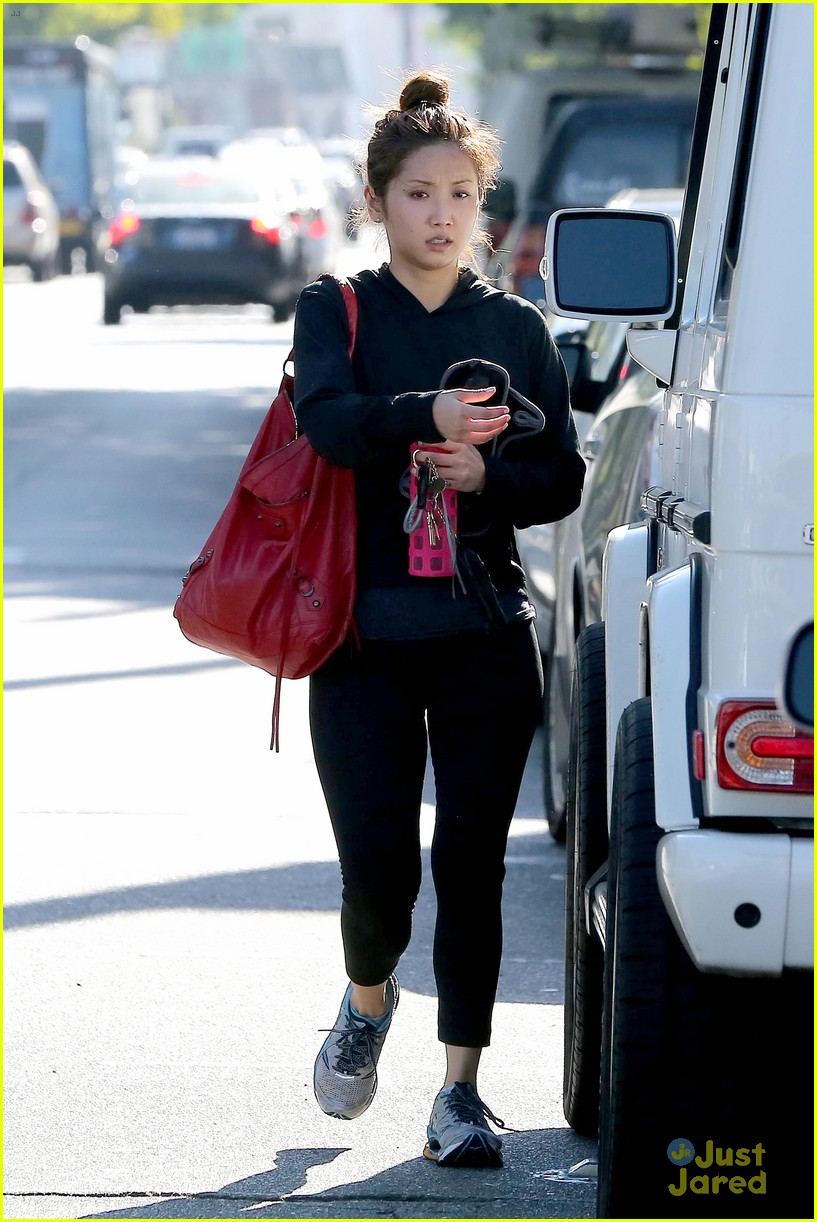 brenda song starts week with workout 09