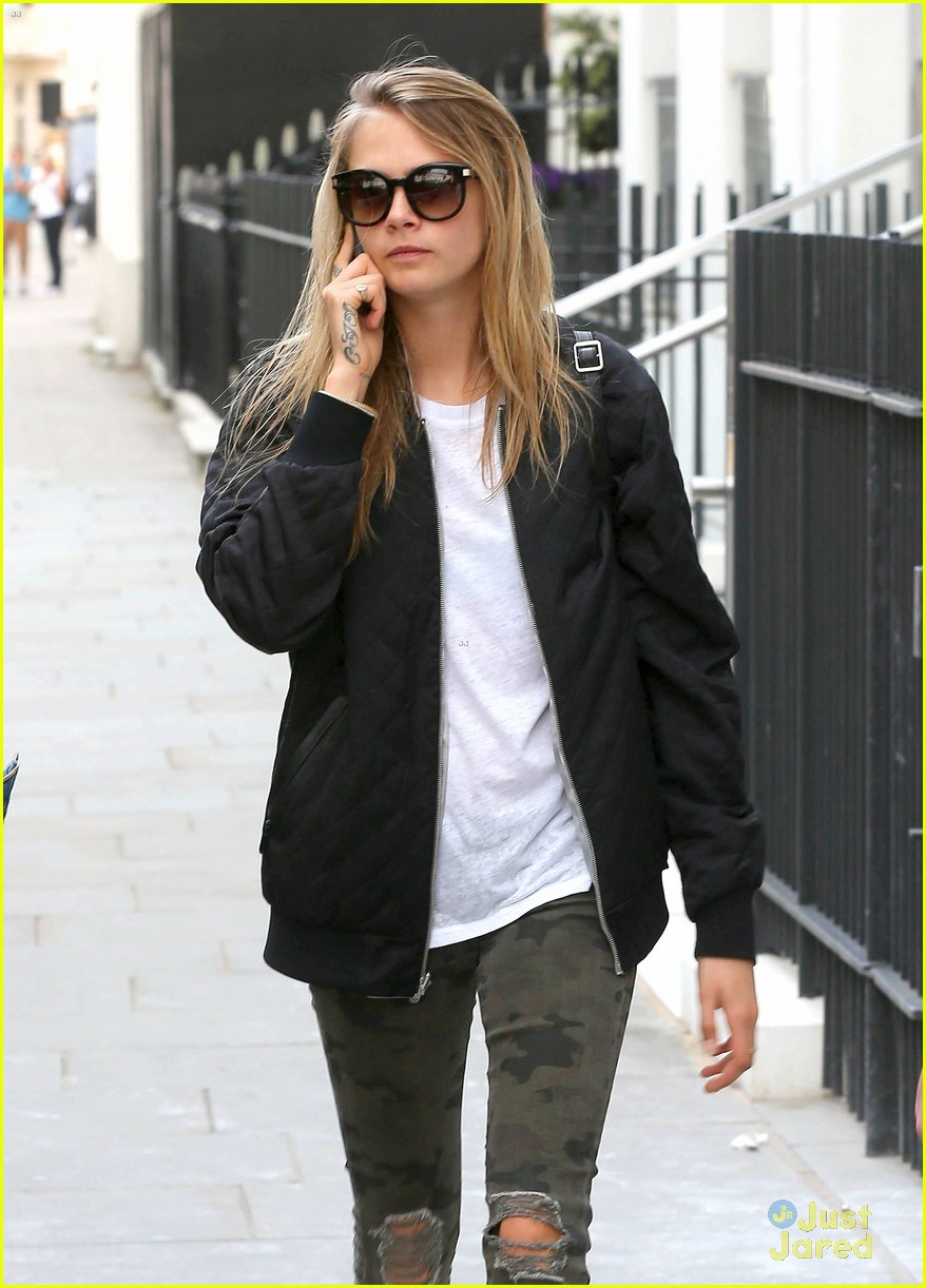 cara delevingne sexuality having good time 02