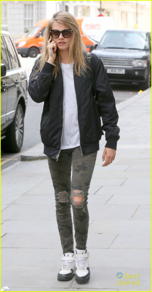 cara delevingne sexuality having good time 07