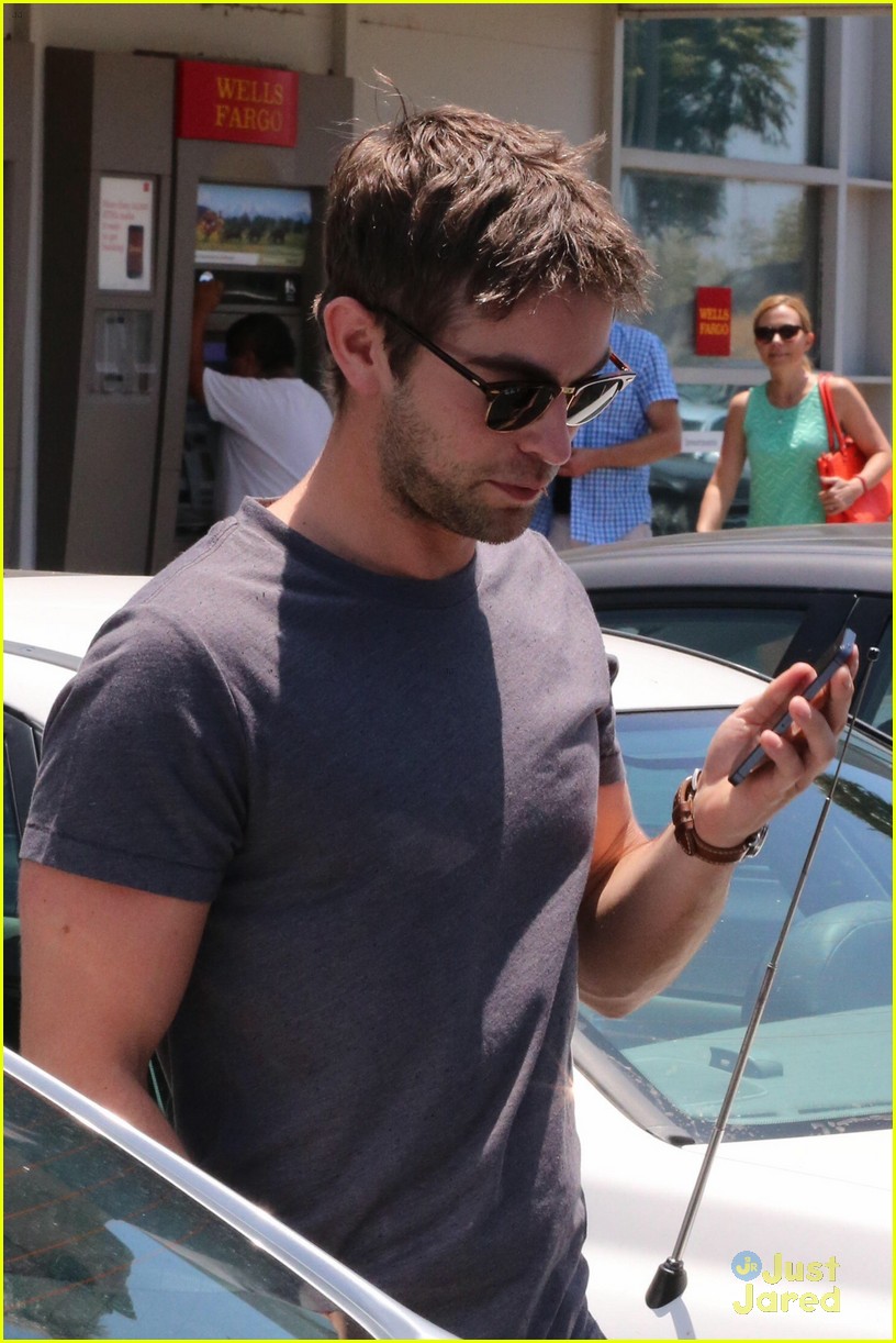 chace crawford looking hot fourth of july 02