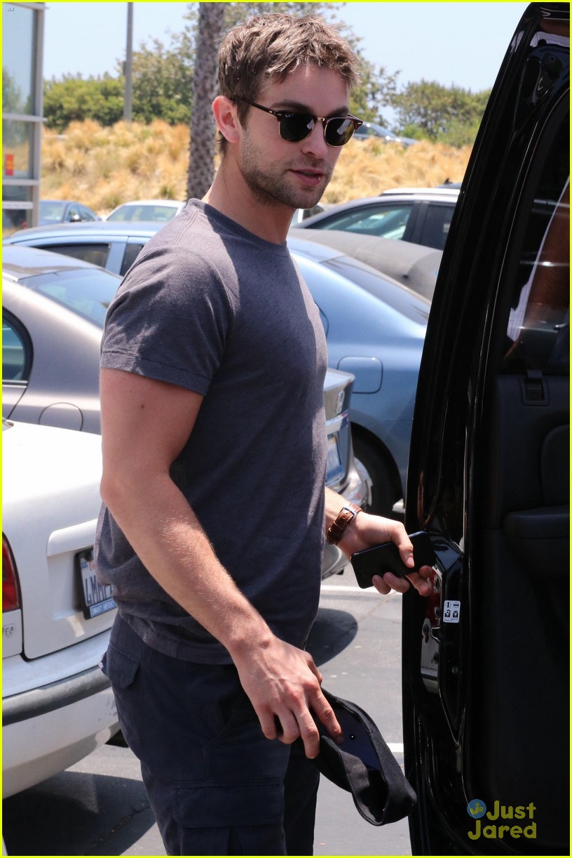 chace crawford looking hot fourth of july 04