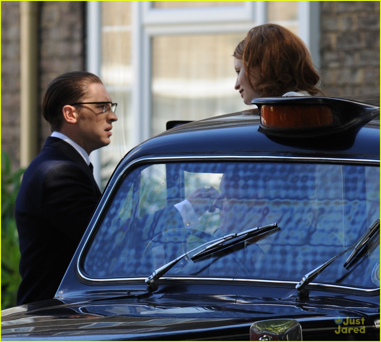 emily browning tom hardy legend filming london 21