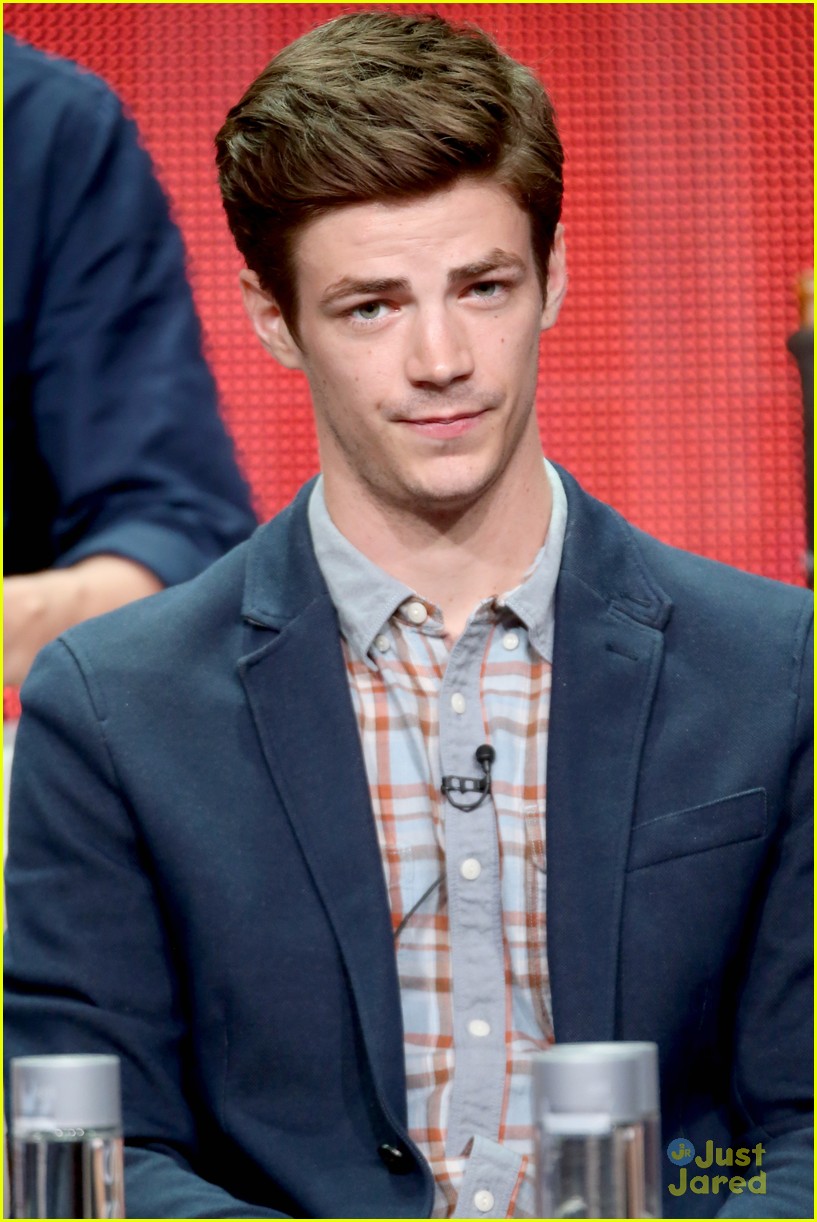 grant gustin the flash tca panel party 14