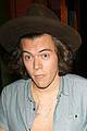 harry styles leaves his shirt unbuttoned 02