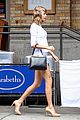 karlie kloss nyc subway lunch with taylor swift 17