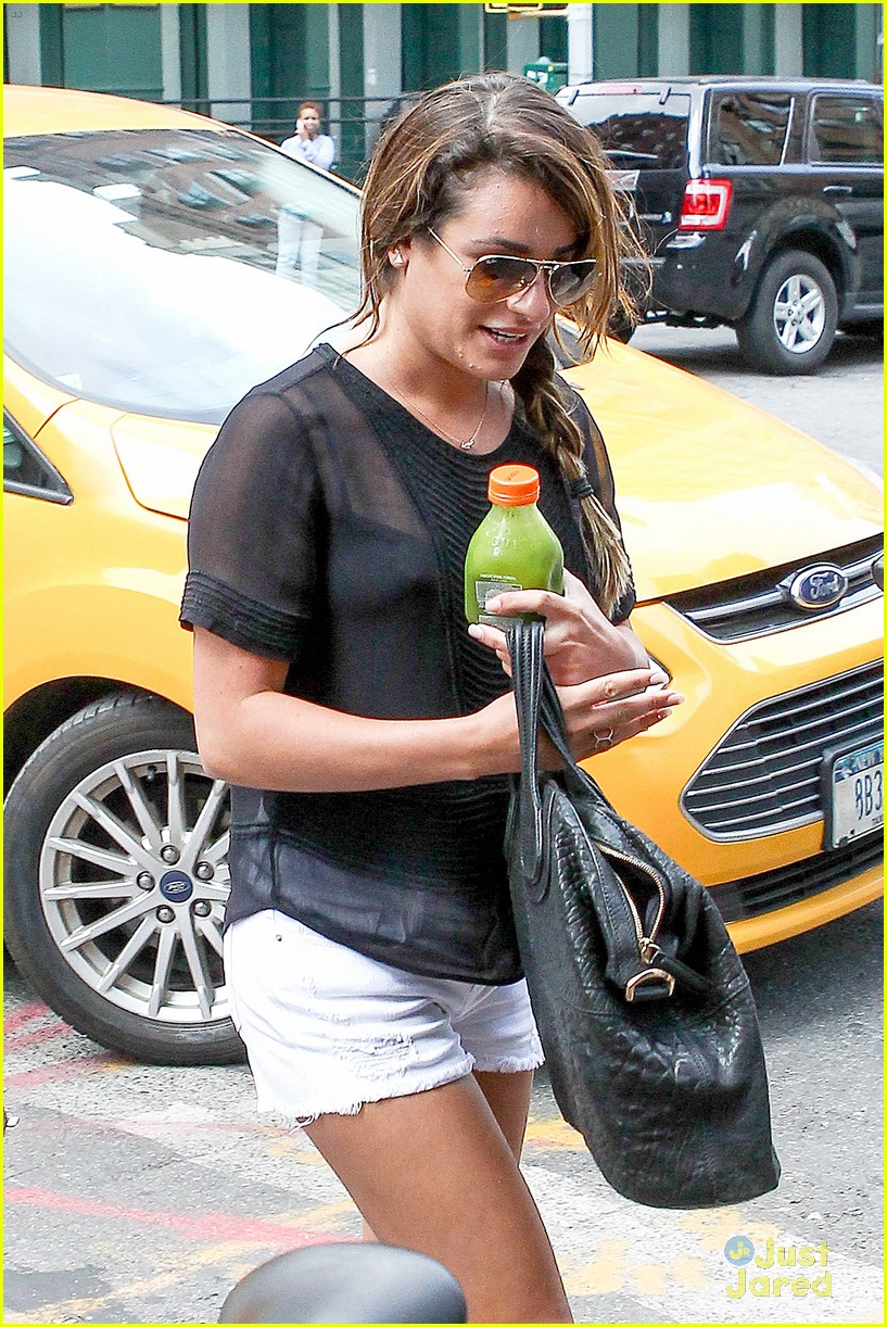 lea michele matthew paetz nyc after italy vacation 01