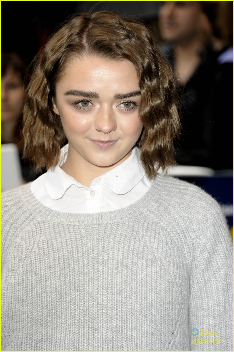maisie williams hopes play badass female characters 10