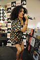 neon jungle hmv signing party 04