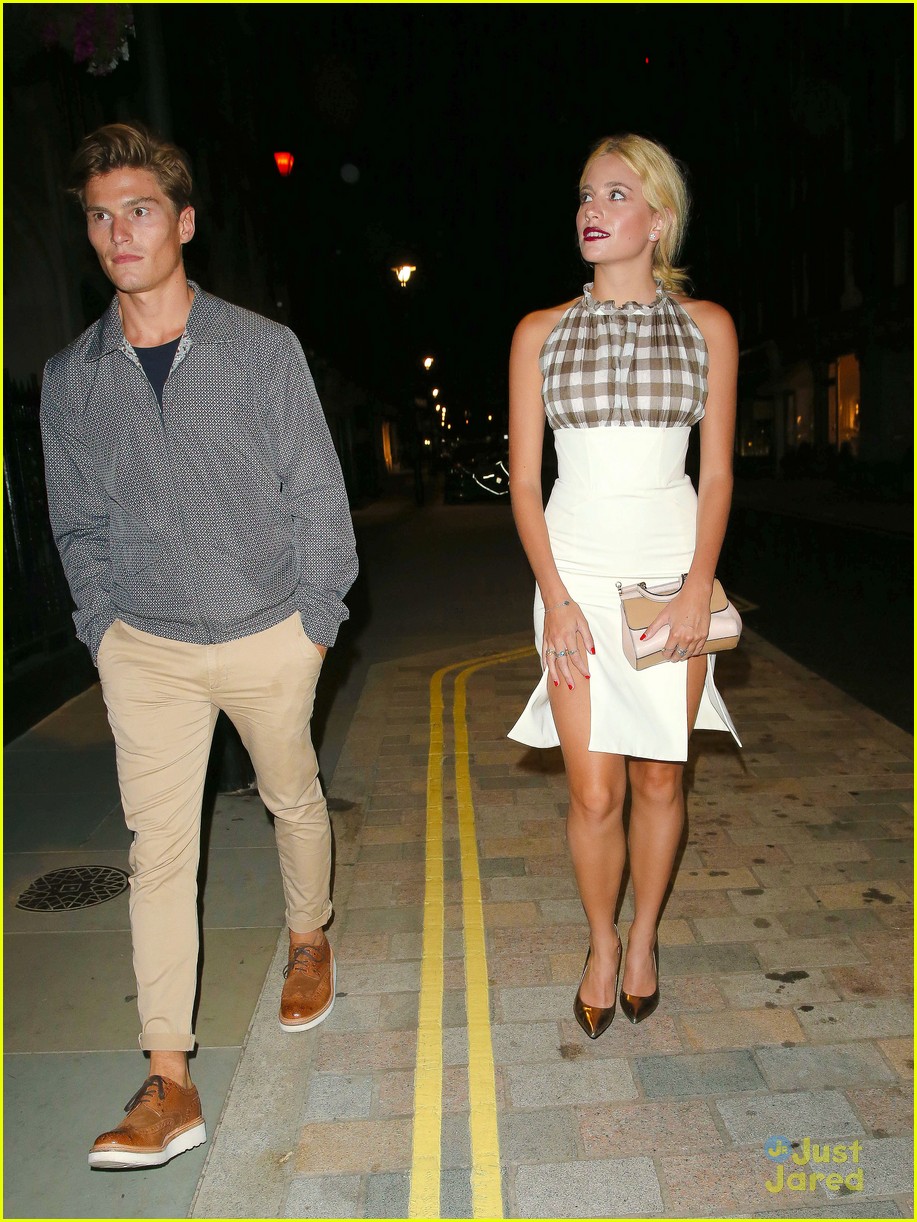 pixie lott oliver cheshire chiltern firehouse outing 20