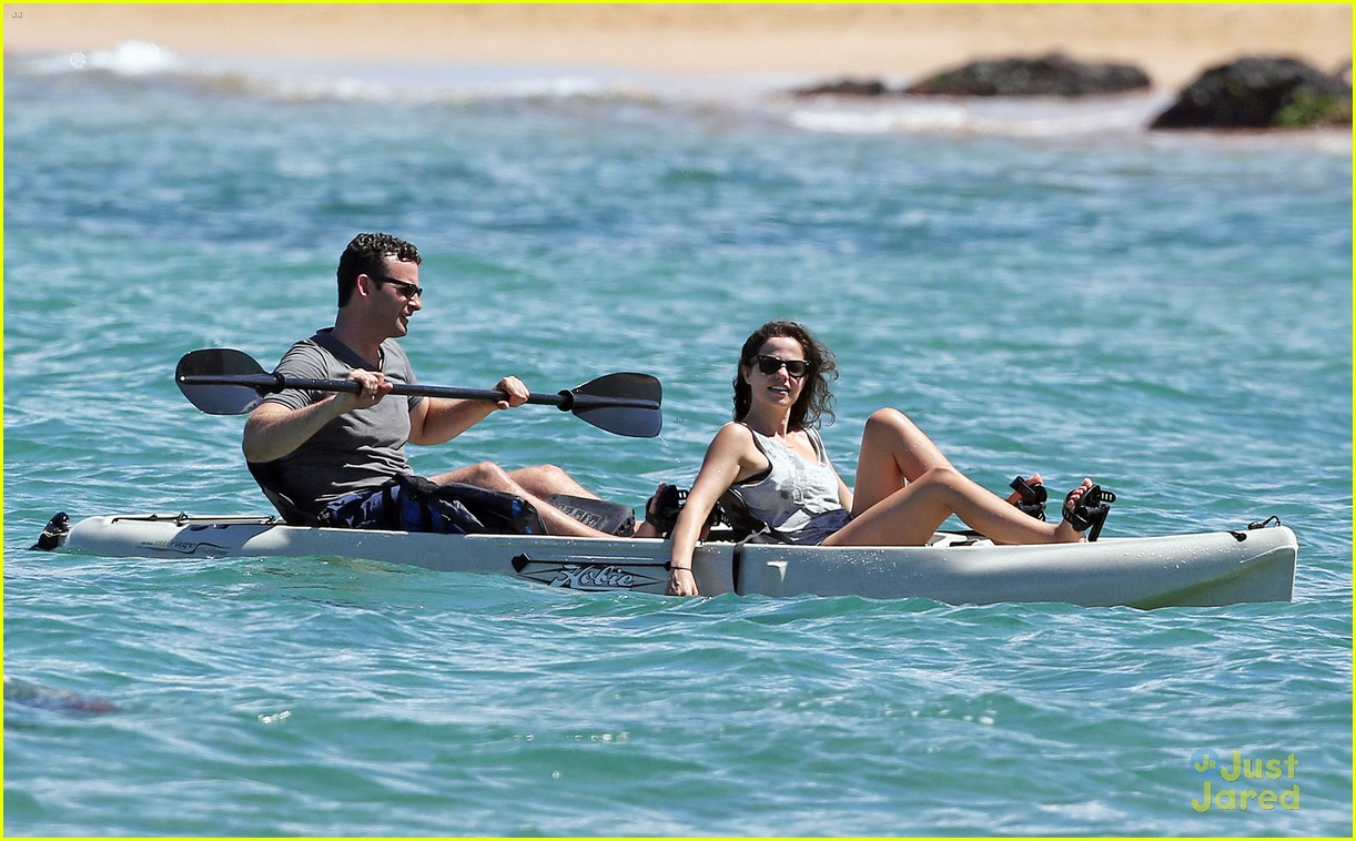 tammin sursok sean mcewen kayaking couple 09