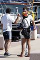 zac efron michelle rodriguez boat italy vacation 09