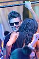 zac efron michelle rodriguez make out on the dance floor 03