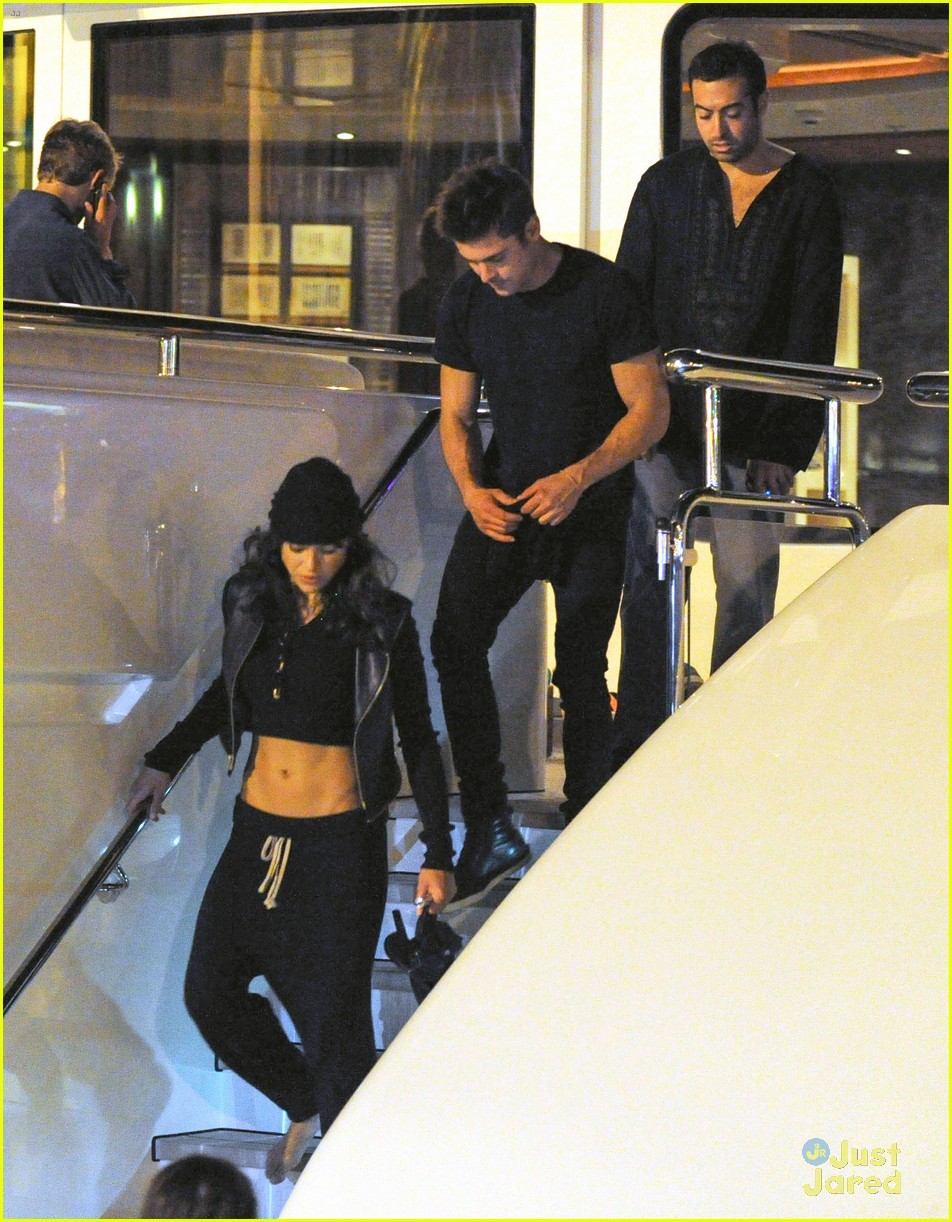 zac efron joins michelle rodriguez on the yacht in ibiza 03