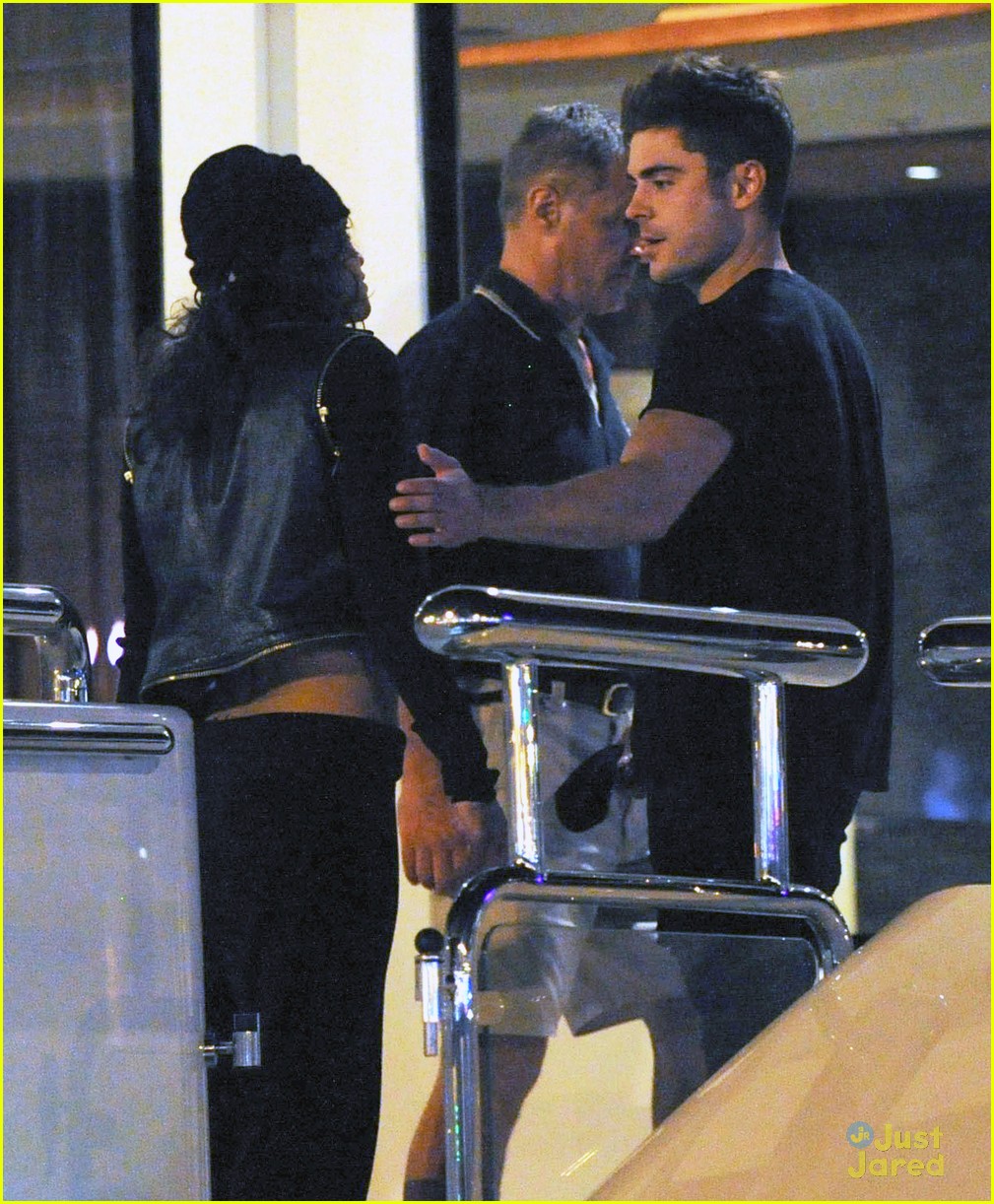 zac efron joins michelle rodriguez on the yacht in ibiza 05