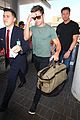 zac efron muscles cant be ignored at lax airport 05