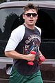 zac efron works on his fitness with gianluca vacchi 02