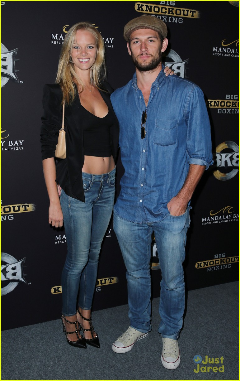 alex pettyfer marloes horst first red carpet appearance 02