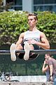 austin north flaunts ripped abs santa monica workout 04