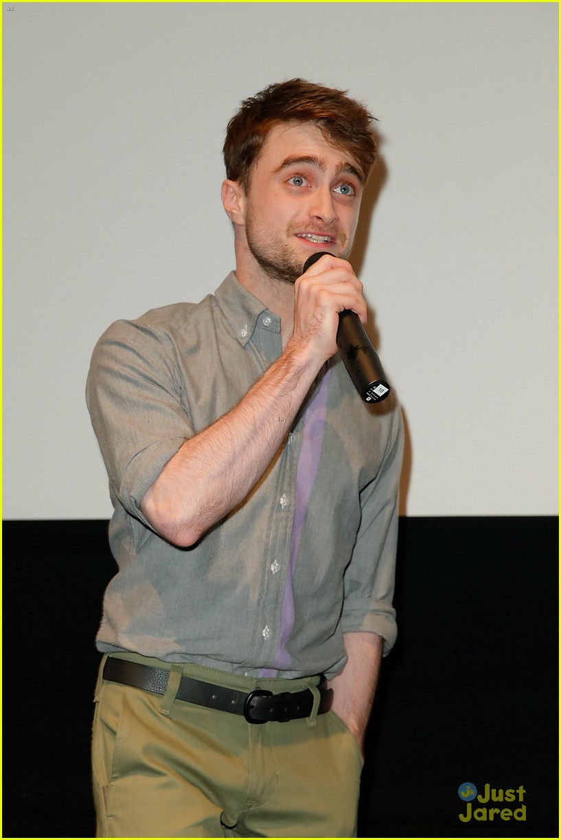 daniel radcliffe memorized crew before filming what if 03