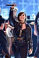 demi lovato wins summer song performance tcas 10