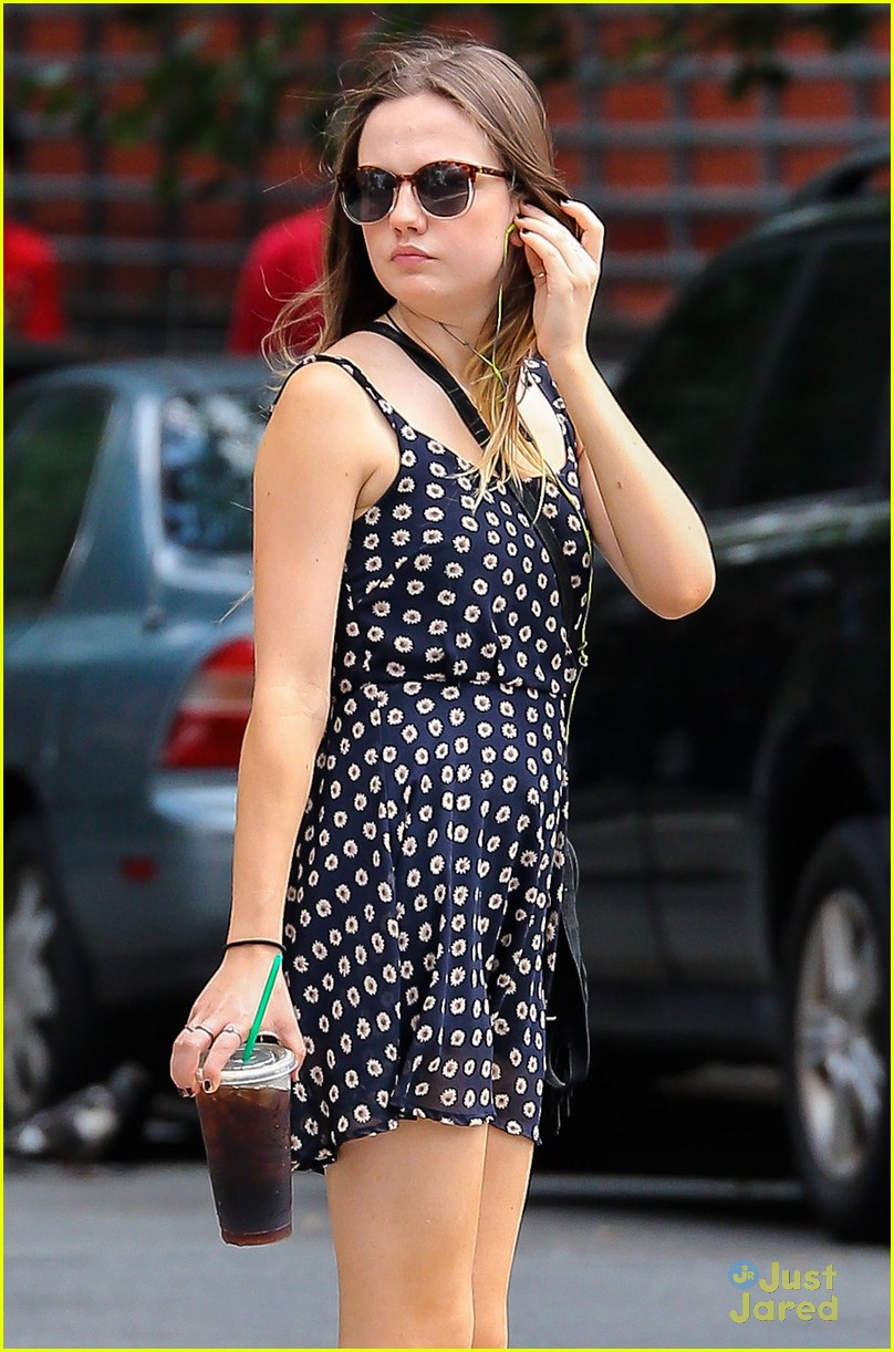 emily meade steps out after the leftovers renewed 11