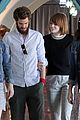 emma stone andrew garfield arm in arm lunch venice 03