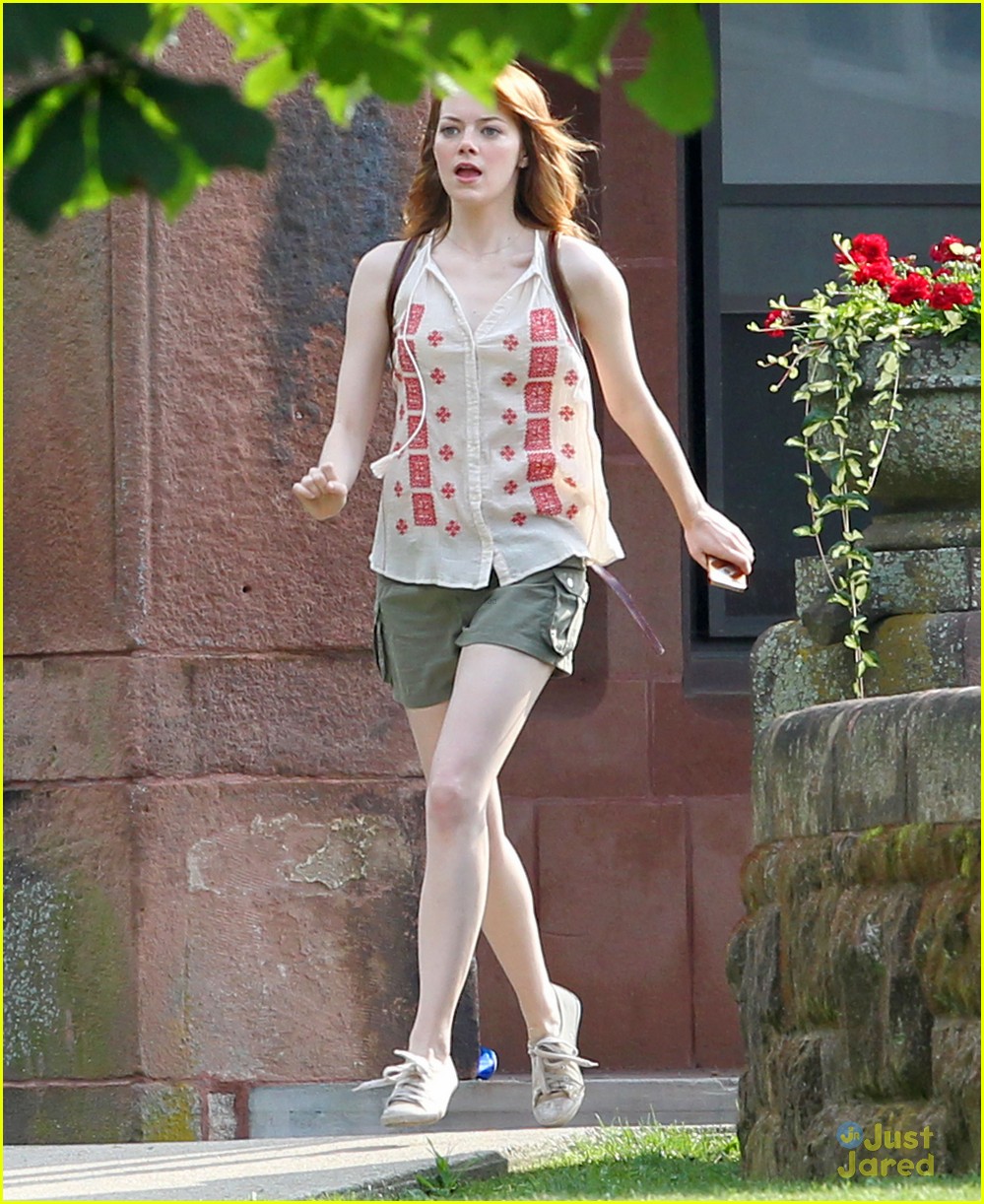 emma stone is having a fit for a scene woody allen film 01