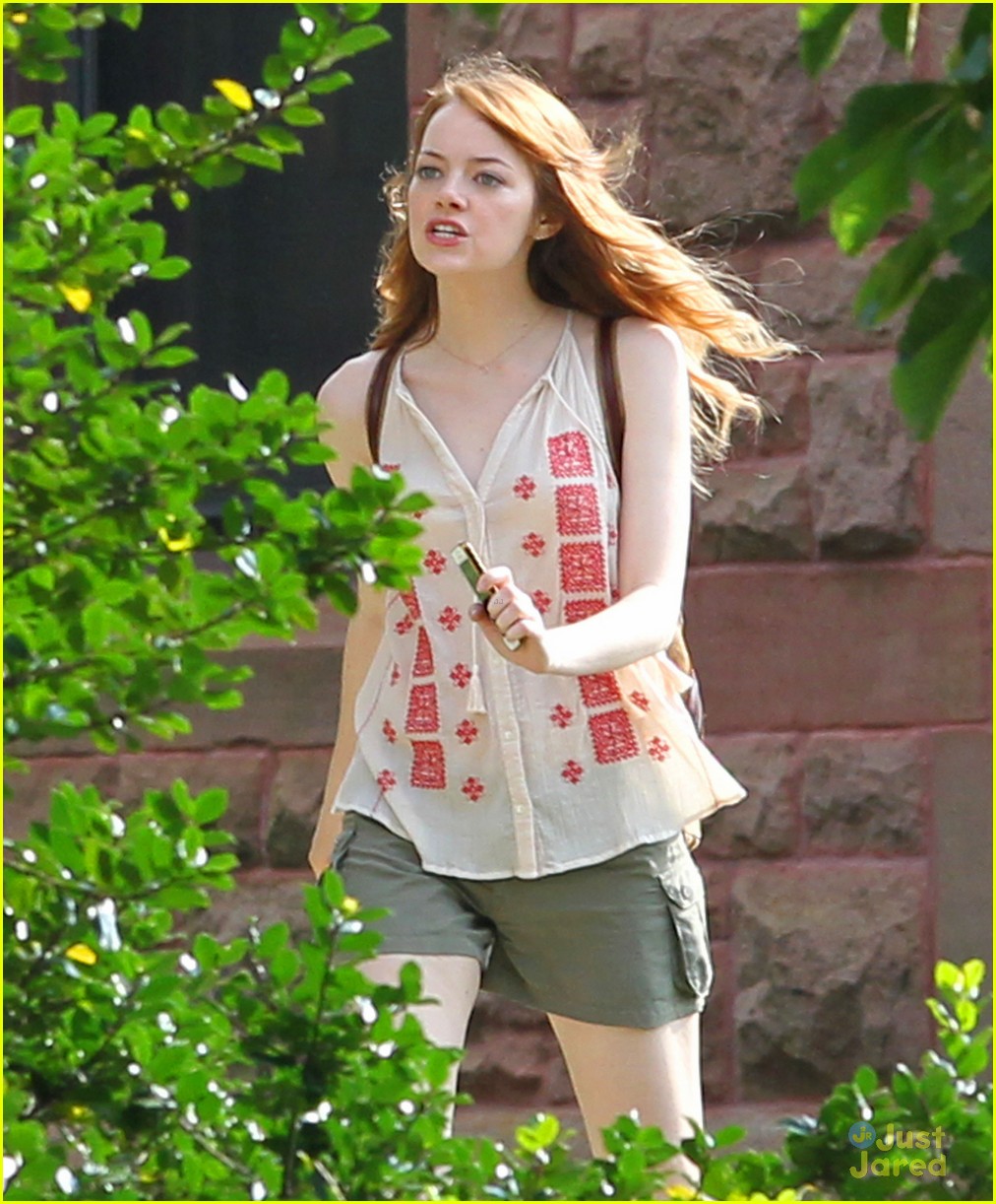 emma stone is having a fit for a scene woody allen film 09