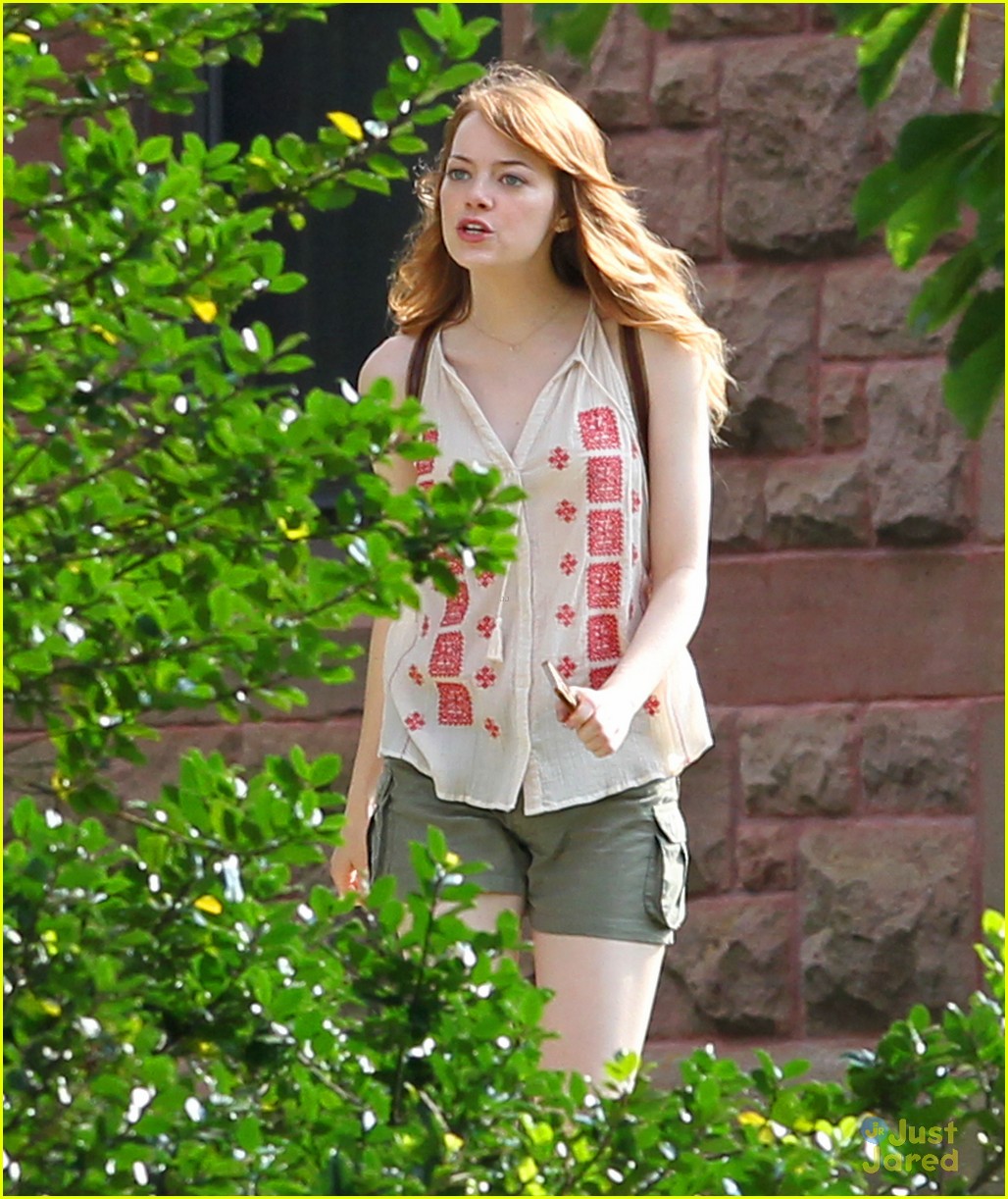 emma stone is having a fit for a scene woody allen film 10