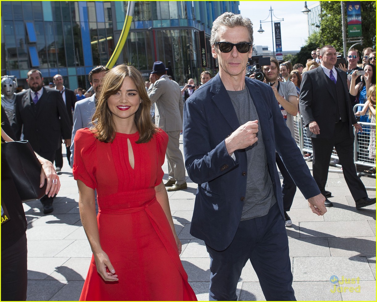 jenna coleman peter capaldi doctor who cardiff event 09
