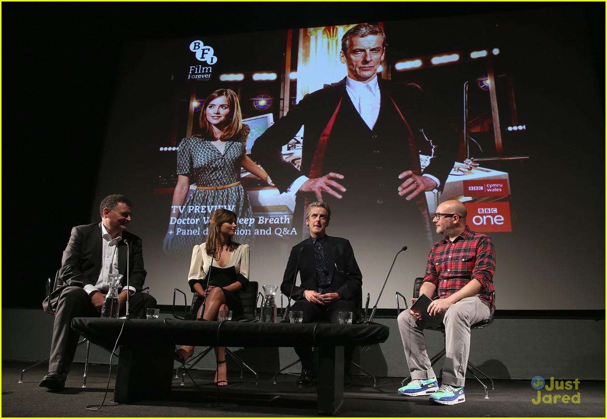 jenna coleman peter capaldi doctor who cardiff event 18