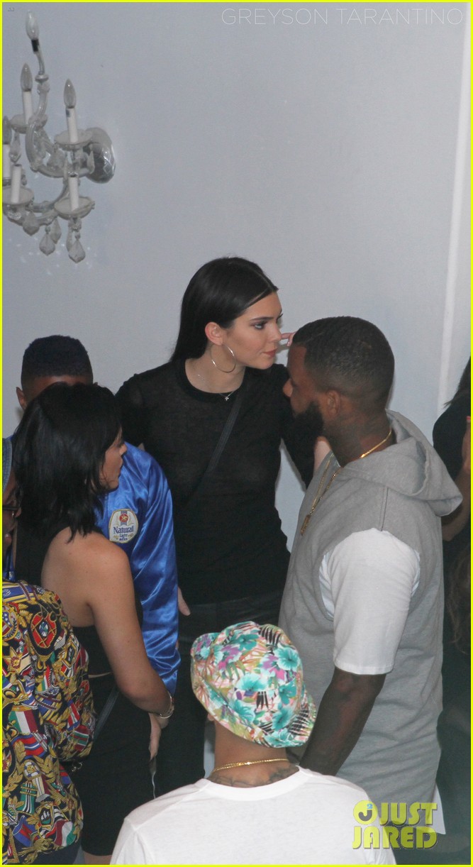 justin bieber kendall kylie jenner hit chris browns 1oak party before shooting 03