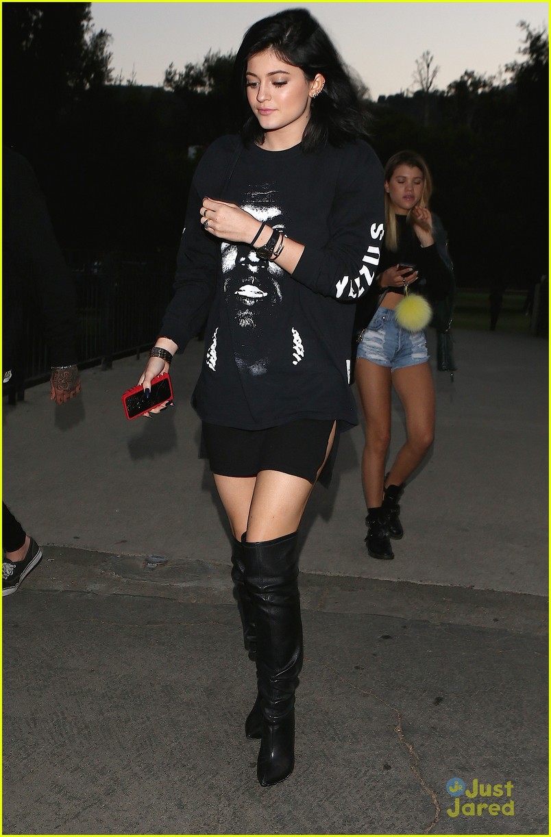 kylie jenner kendall concert sofia richie lunch 09