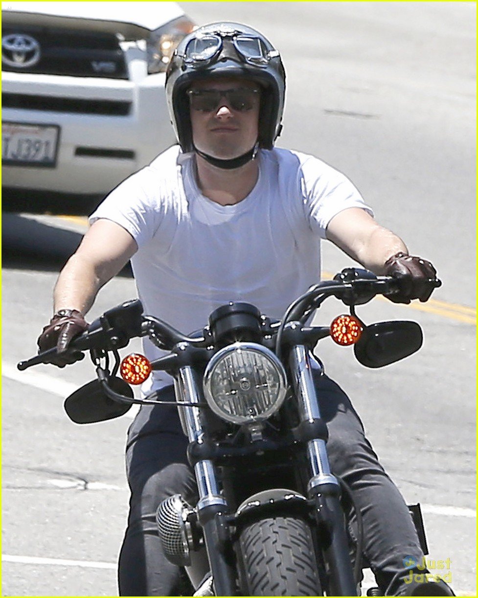 Josh Hutcherson Rides Off On His Motorcycle on a Hot Day: Photo 701803 | Josh  Hutcherson Pictures | Just Jared Jr.