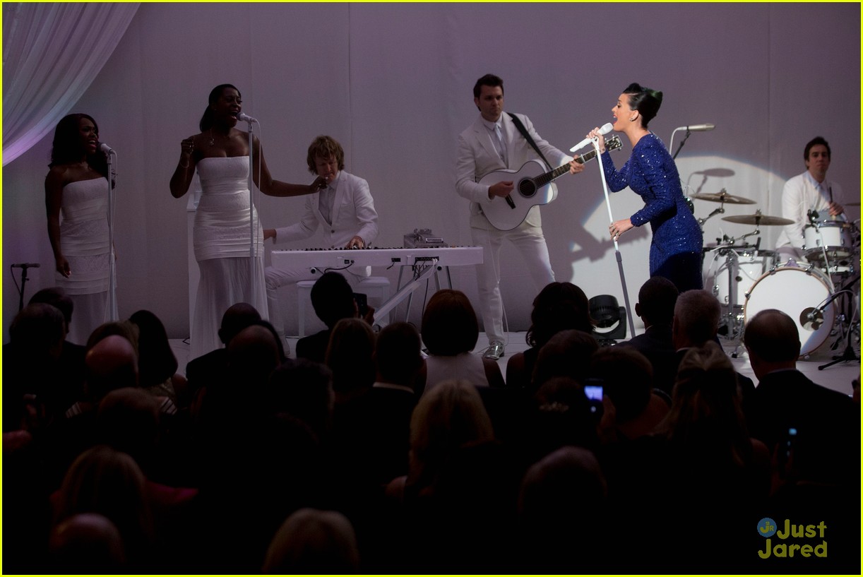 katy perry sang for the president first lady last night 10
