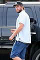 liam hemsworth eats chips grocery shopping 02