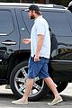 liam hemsworth eats chips grocery shopping 18