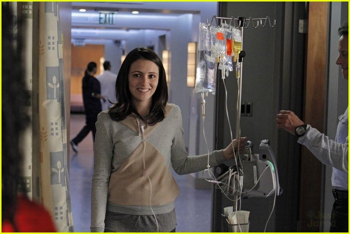 april starts chemo chasing life summer finale 05