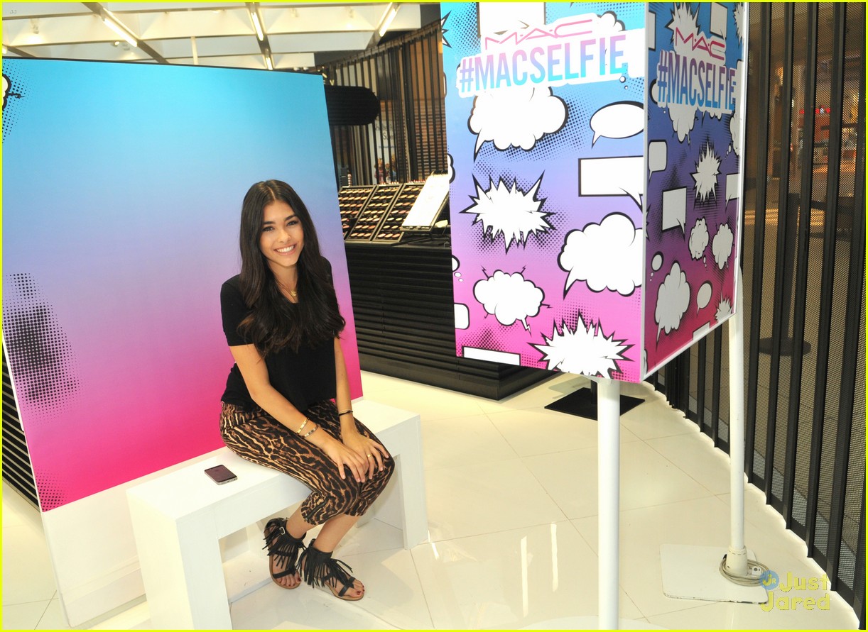 madison beer mac store appearance orlando 12