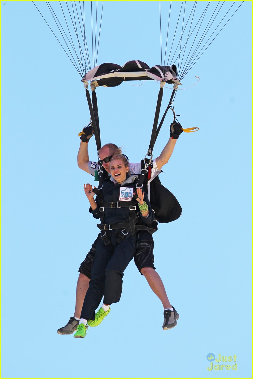annalynne mccord charity i car skydiving 05