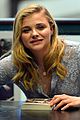 chloe moretz miami barnes and nobles if i stay signing 10