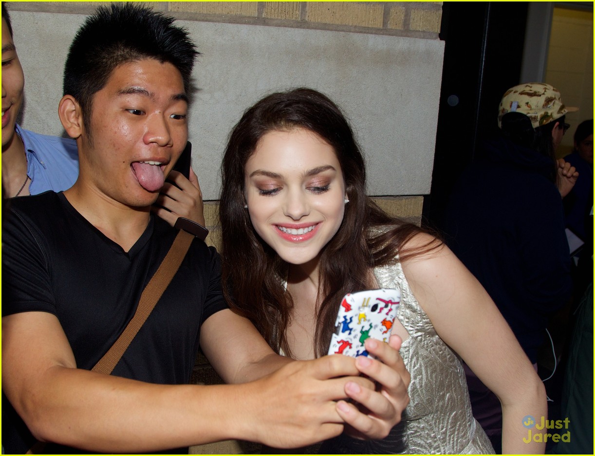 odeya rush the giver on set jam sessions 32
