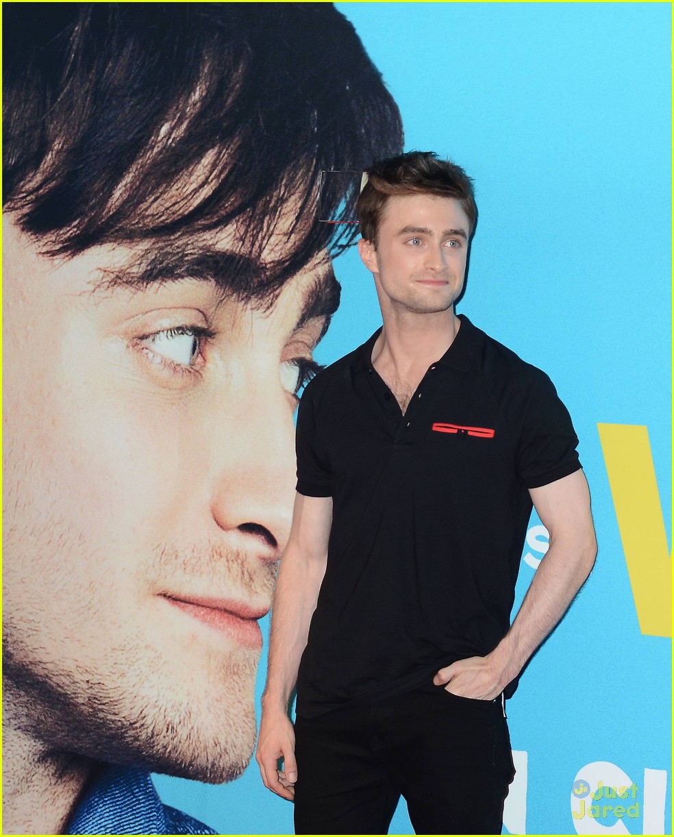 daniel radcliffe pose with fans what if dublin 11